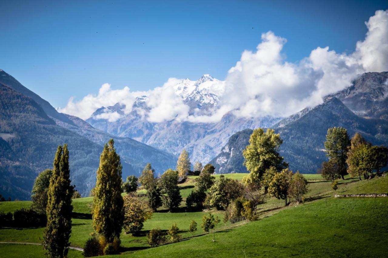 Hotel, Bar & Bistrot Saint Nicolas Gran Paradiso القديس نقولا المظهر الخارجي الصورة
