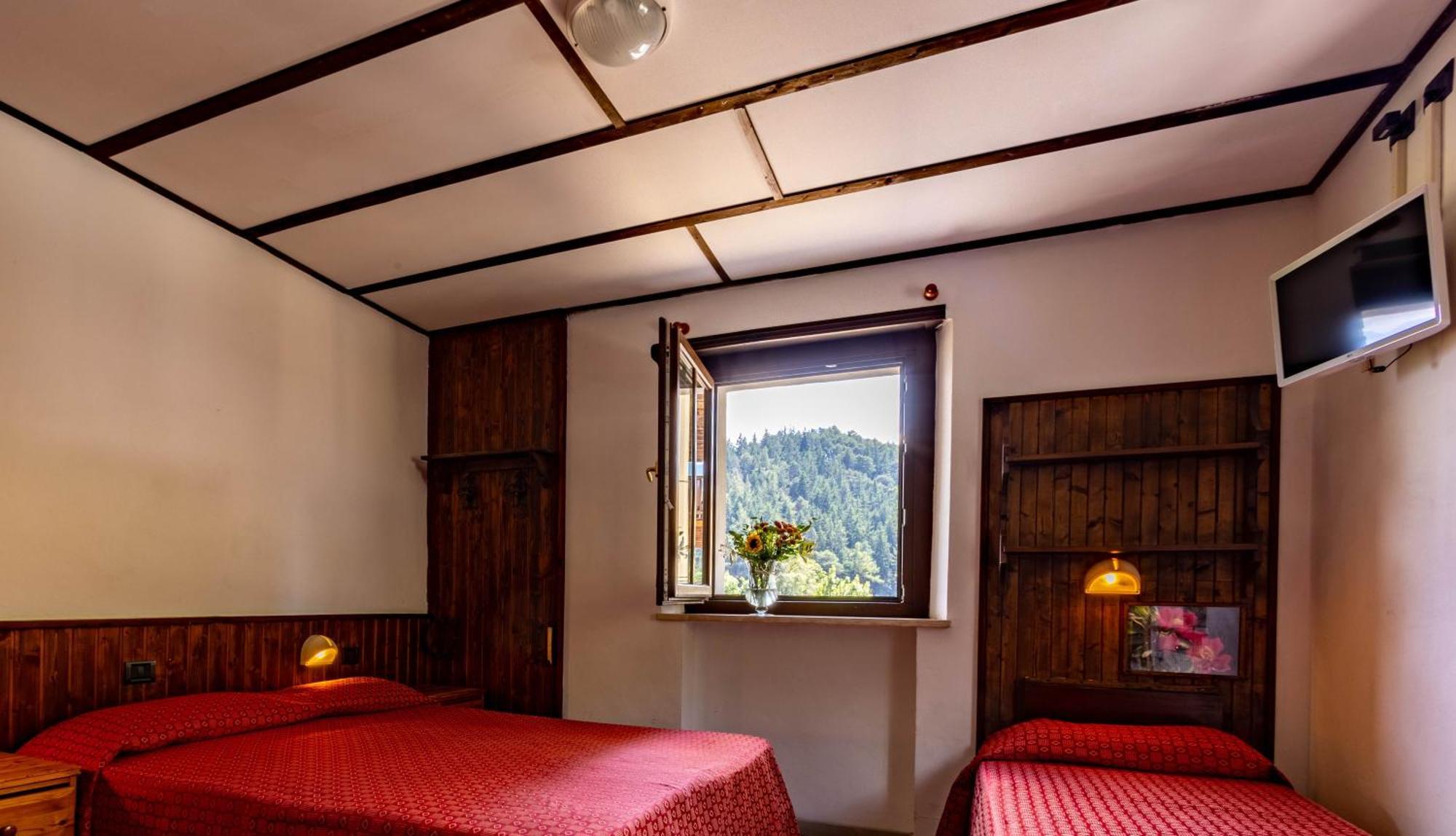Hotel, Bar & Bistrot Saint Nicolas Gran Paradiso القديس نقولا المظهر الخارجي الصورة