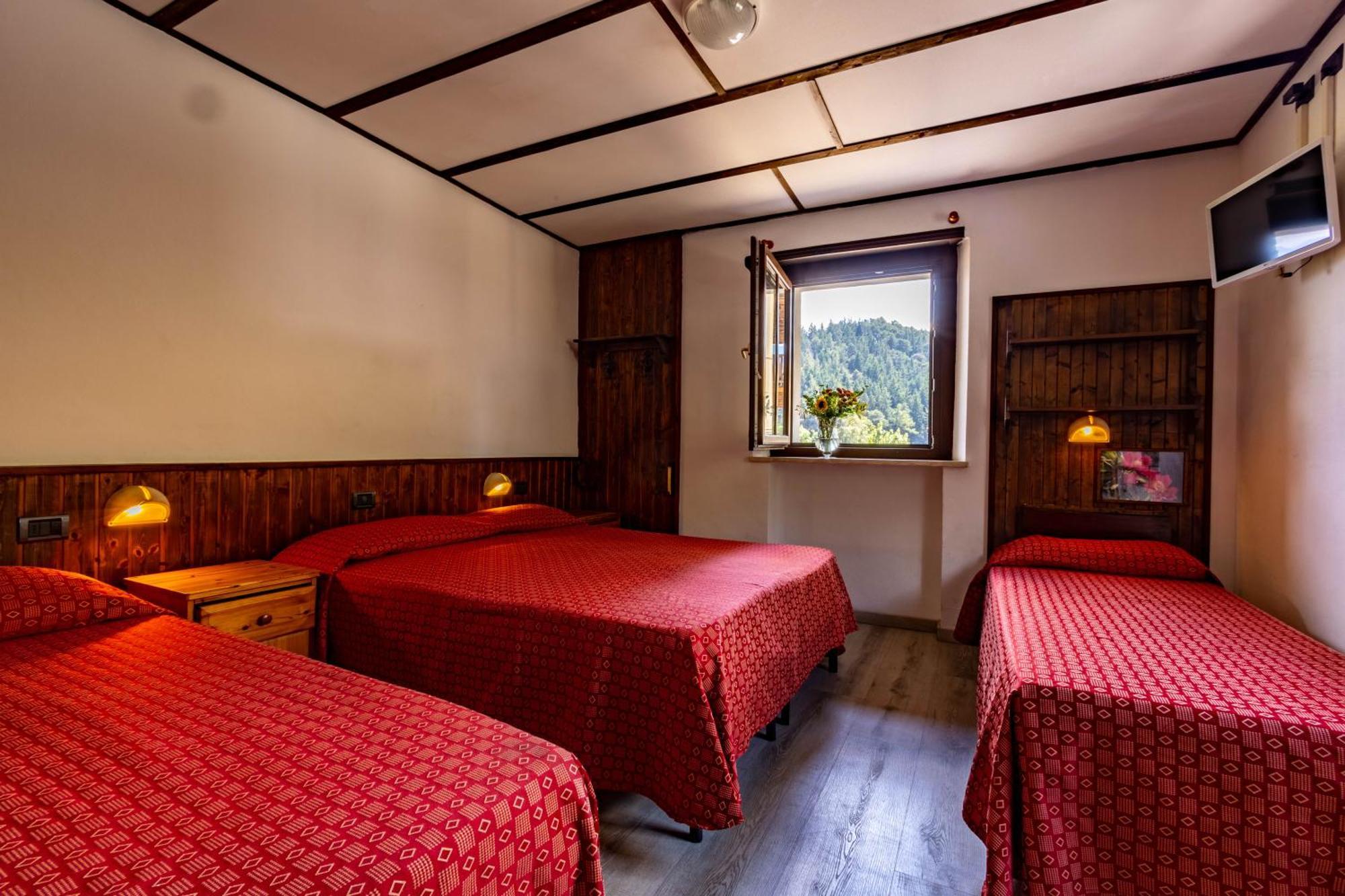 Hotel, Bar & Bistrot Saint Nicolas Gran Paradiso القديس نقولا المظهر الخارجي الصورة