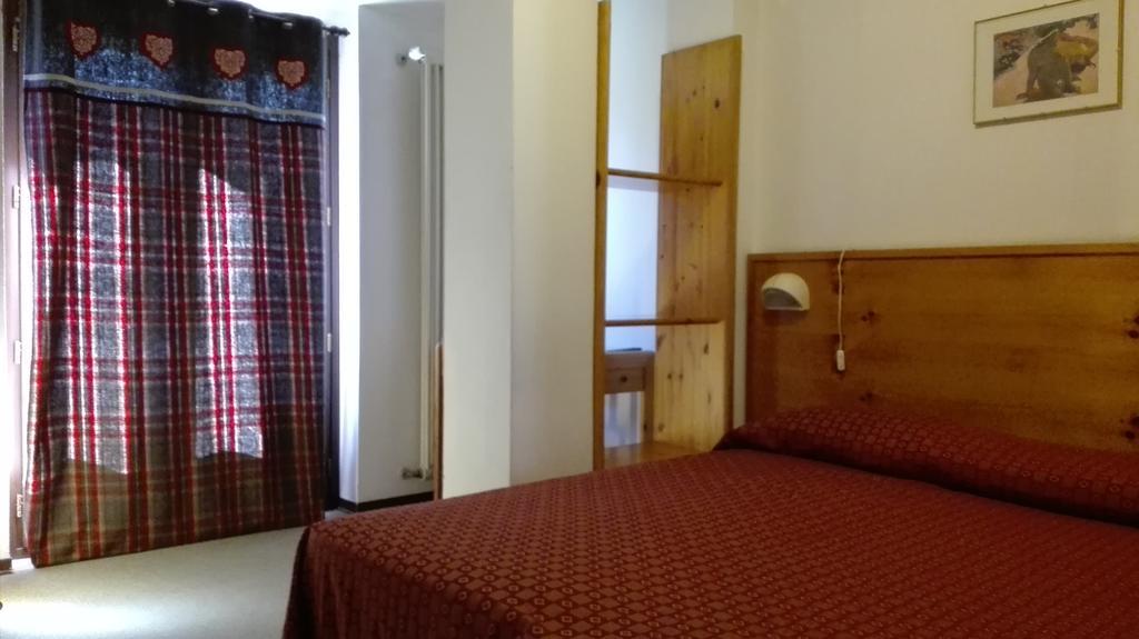 Hotel, Bar & Bistrot Saint Nicolas Gran Paradiso القديس نقولا المظهر الخارجي الصورة